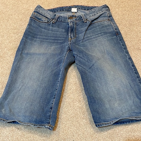 3/$20 - Eddie Bauer Denim Jeans Shorts, sz 2 - Picture 5 of 6